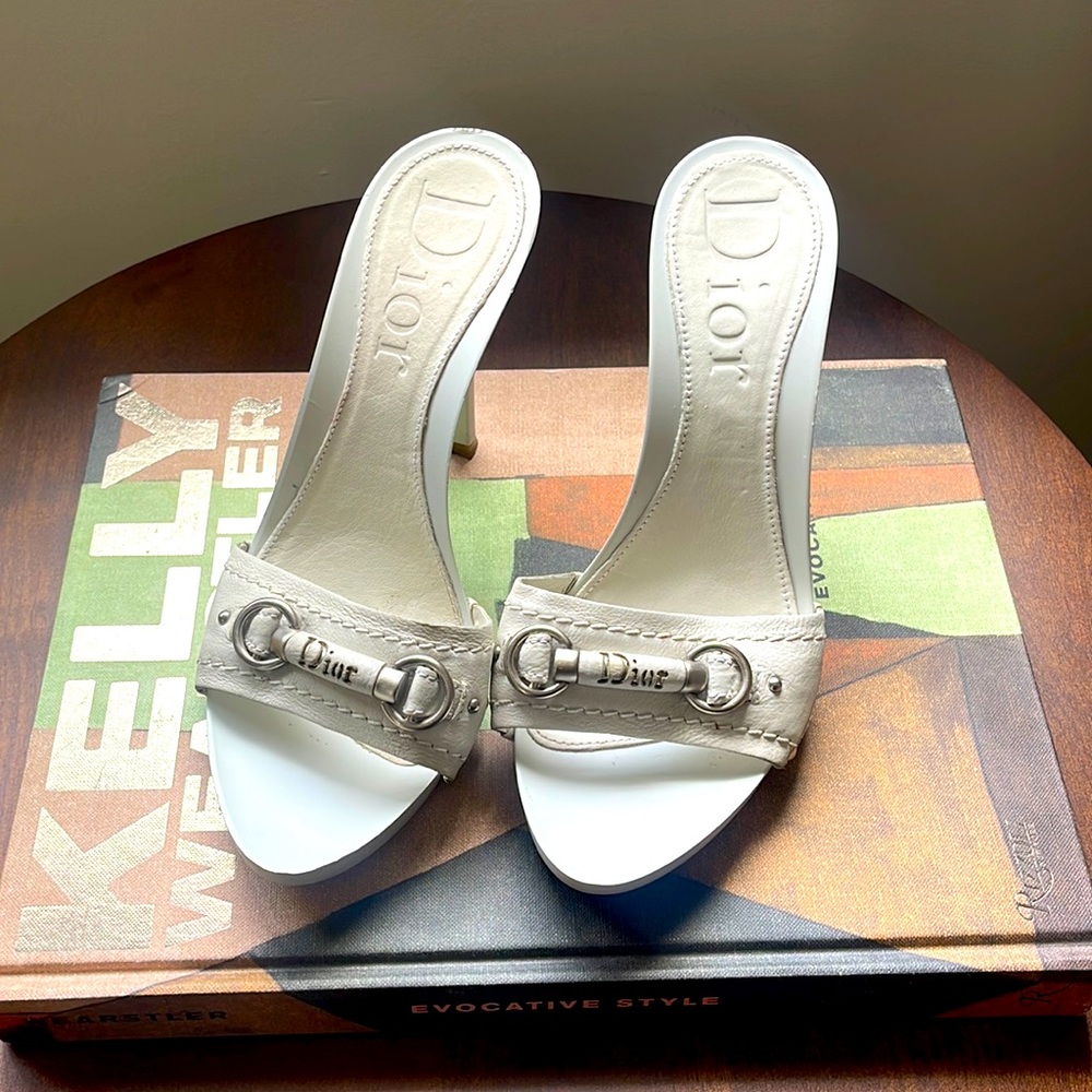 🤍Dior White leather heels🤍